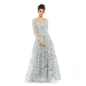 NWT Mac Duggal Evening Gown Size 28